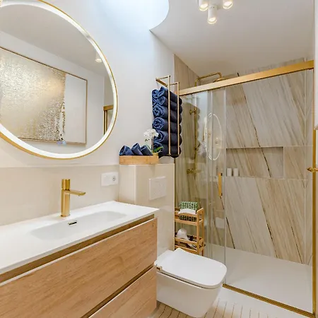 Kleine Casa Daisy Адехе